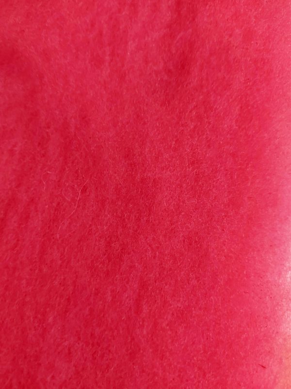 Tvättad, färgad och kardad ull, cerise - Bild 3